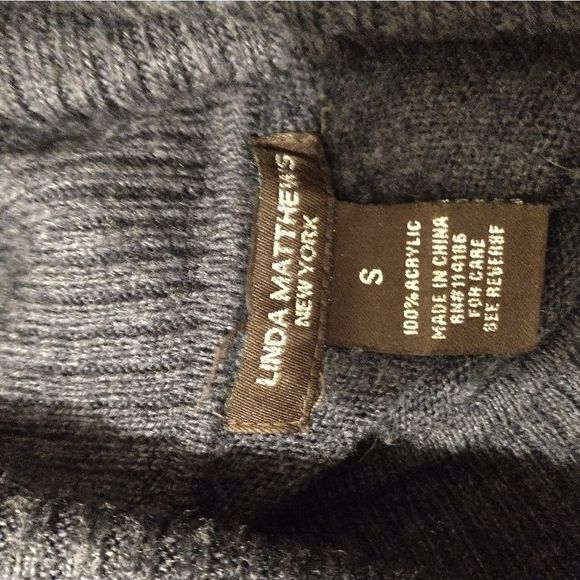 🎈3/$12 Asymmetrical Sweater!!! - Picture 7 of 9